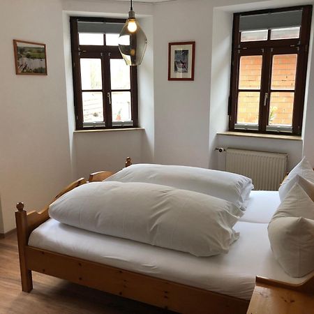 Gasthof Zum Schiff Obereisenheim Экстерьер фото