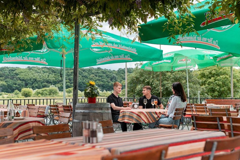 Gasthof Zum Schiff Obereisenheim Экстерьер фото
