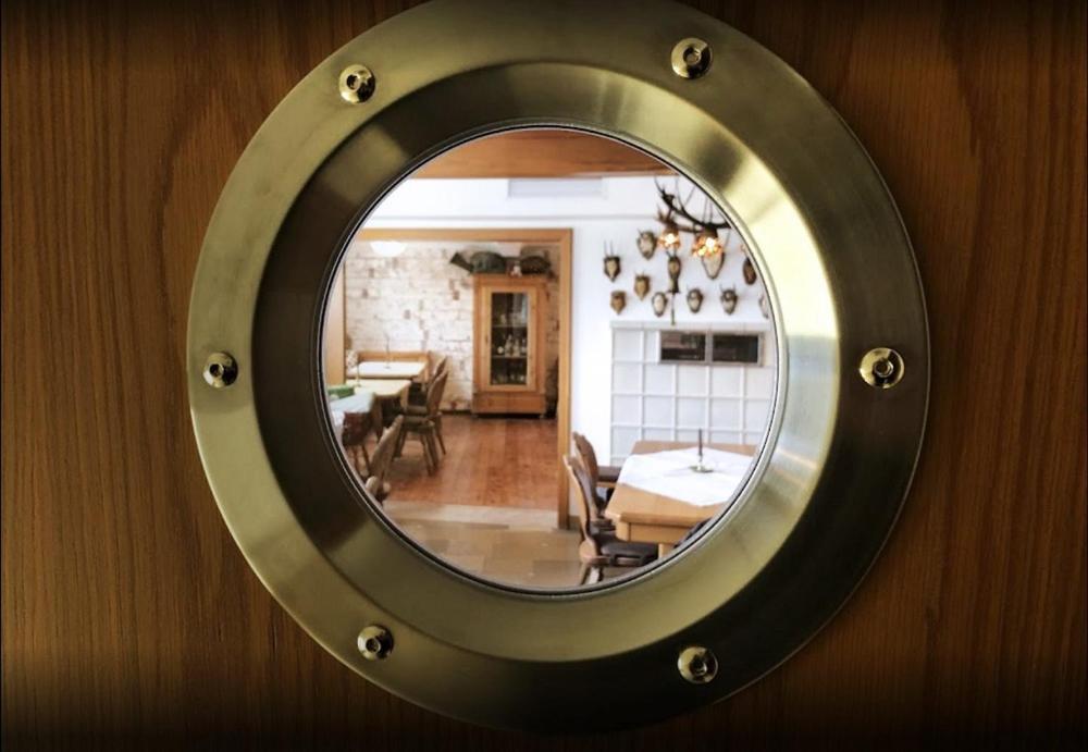 Gasthof Zum Schiff Obereisenheim Экстерьер фото