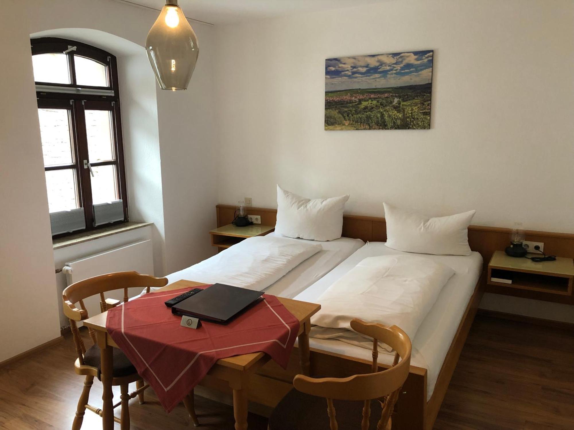 Gasthof Zum Schiff Obereisenheim Экстерьер фото