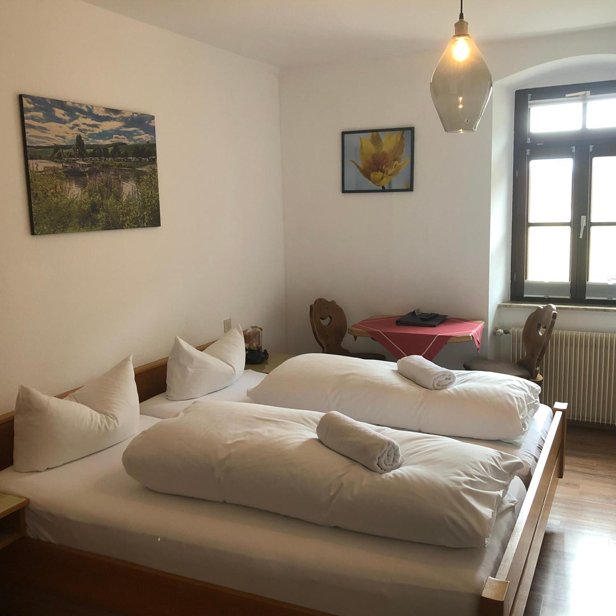 Gasthof Zum Schiff Obereisenheim Экстерьер фото